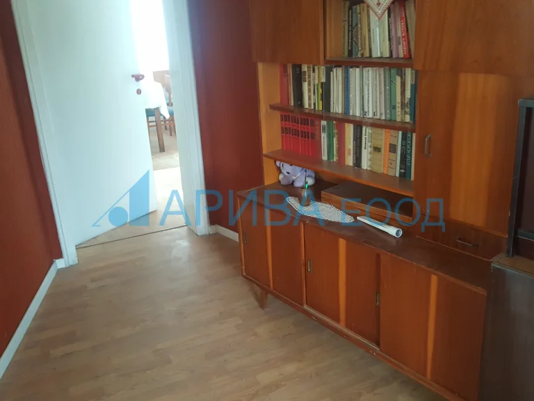 Тристаен апартамент за продажба Хасково Воеводски