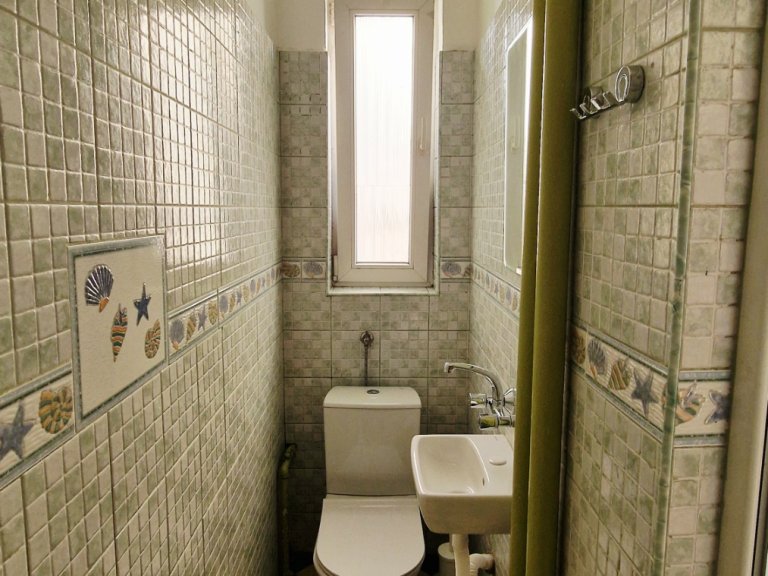 Тристаен апартамент дава под наем София Център - Photo 14