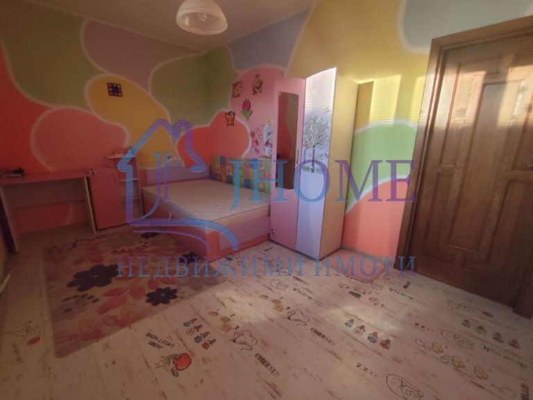 Четиристаен апартамент дава под наем Варна Погребите - Photo 4