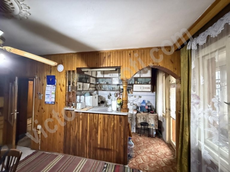 Четиристаен апартамент за продажба Велико Търново Център - Photo 2