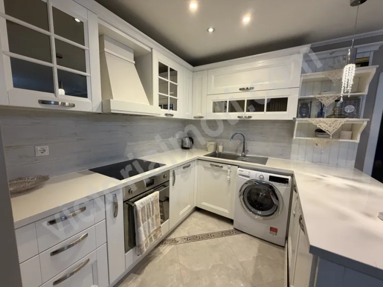 Тристаен апартамент за продажба Велико Търново бул. България