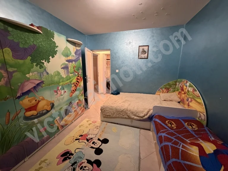 Тристаен апартамент за продажба Велико Търново бул. България