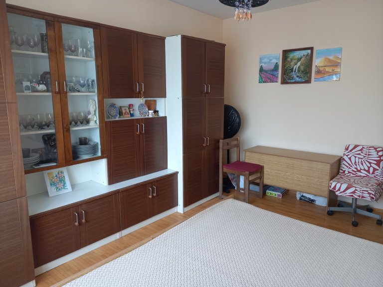 Тристаен апартамент за продажба София Лагера