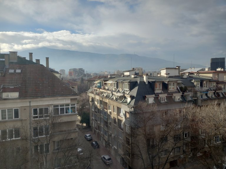 Тристаен апартамент за продажба София Лагера - Photo 10