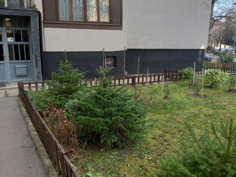 Тристаен апартамент за продажба София Лагера - Photo 14