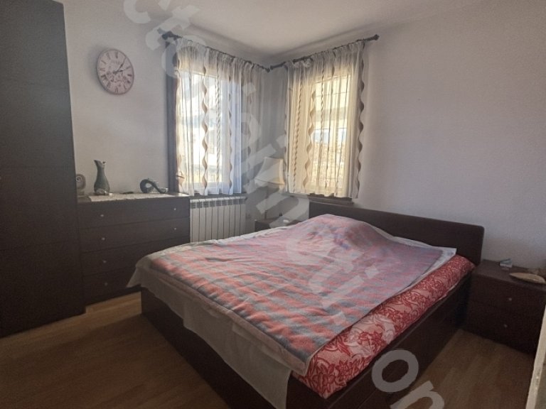 Тристаен апартамент за продажба Велико Търново Стара част - Photo 4