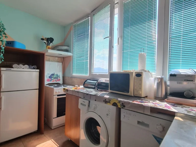 Едностаен апартамент дава под наем София Младост 4