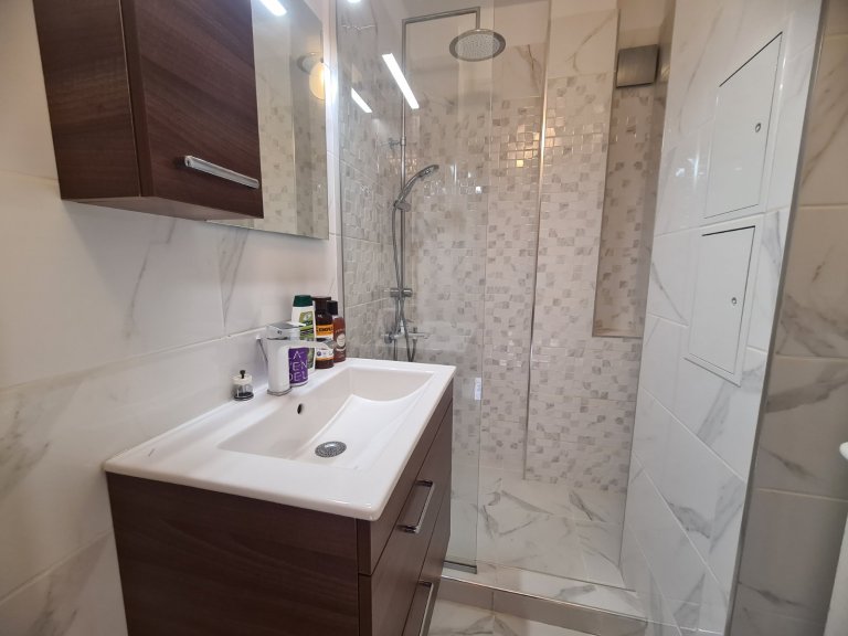 Двустаен апартамент дава под наем София Лагера - Photo 7