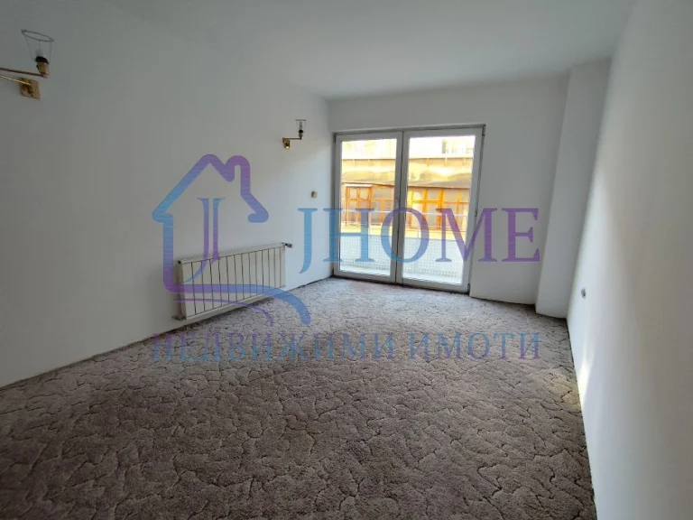 Многостаен апартамент за продажба Варна Център