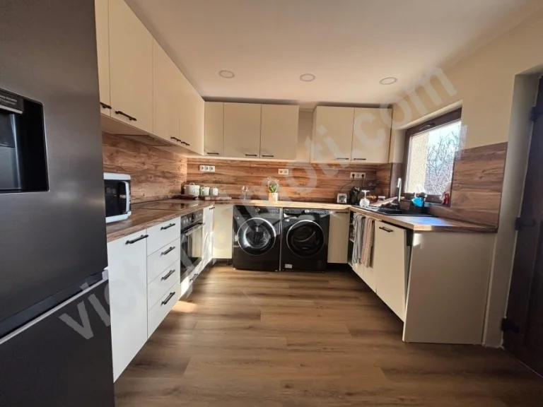 Къща за продажба Велико Търново област с.Пчелище