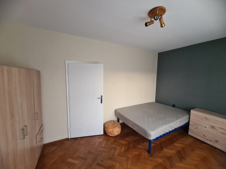 Тристаен апартамент дава под наем София Изток - Photo 5