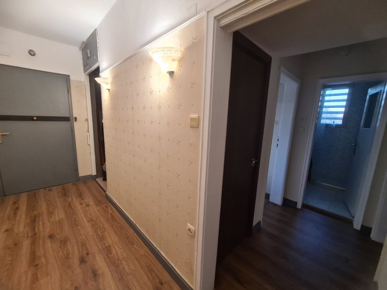 Тристаен апартамент дава под наем София Изток - Photo 9