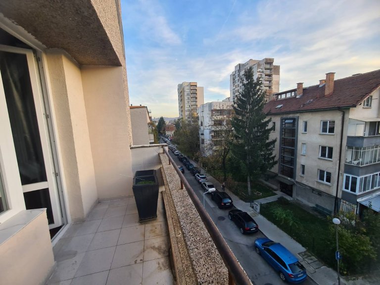 Тристаен апартамент дава под наем София Изток - Photo 12