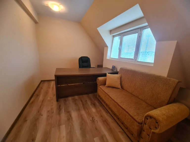 Офис дава под наем София Студентски Град