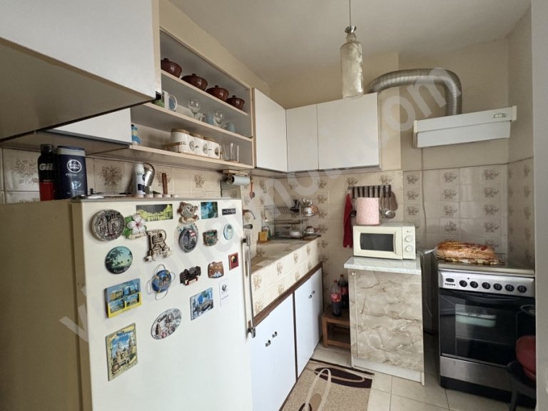 Тристаен апартамент за продажба Велико Търново Център - Photo 5