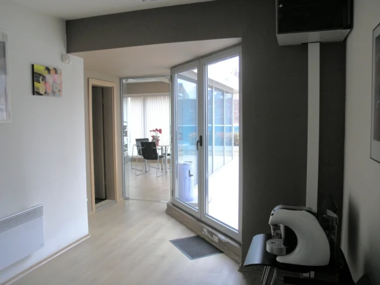 Сграда за продажба София Център