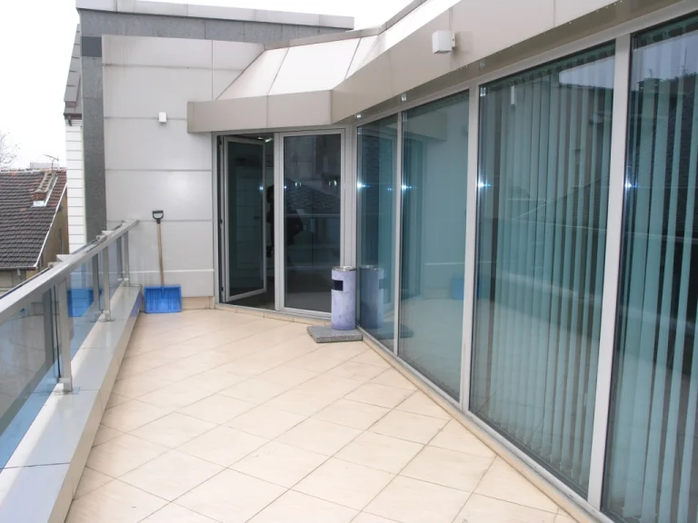 Сграда за продажба София Център