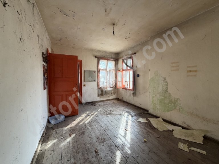 Къща за продажба Велико Търново Център - Photo 8