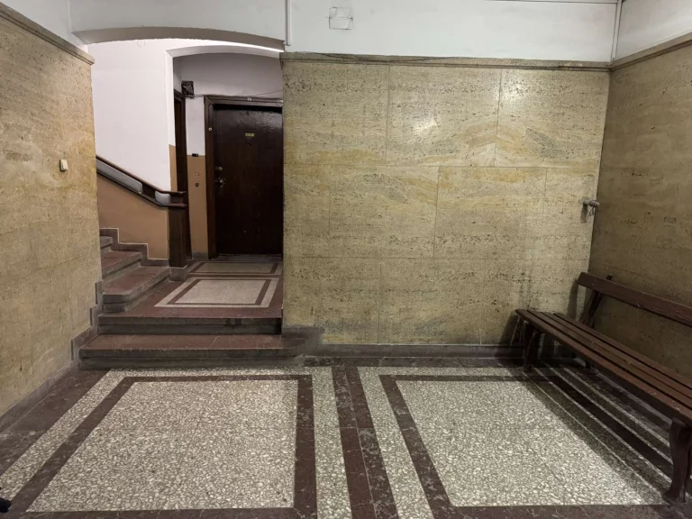 Тристаен апартамент за продажба София Център