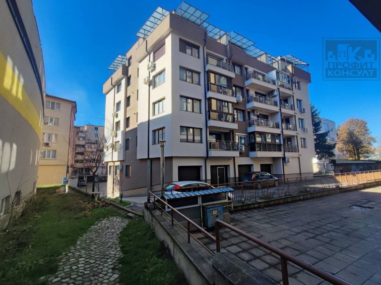 Двустаен апартамент за продажба Велико Търново Бузлуджа