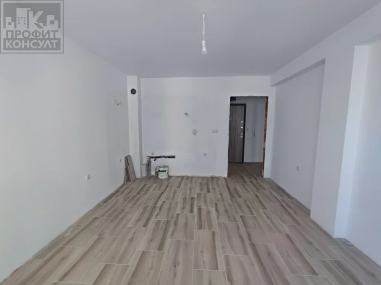 Двустаен апартамент за продажба Велико Търново Бузлуджа