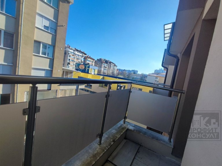 Двустаен апартамент за продажба Велико Търново Бузлуджа - Photo 8