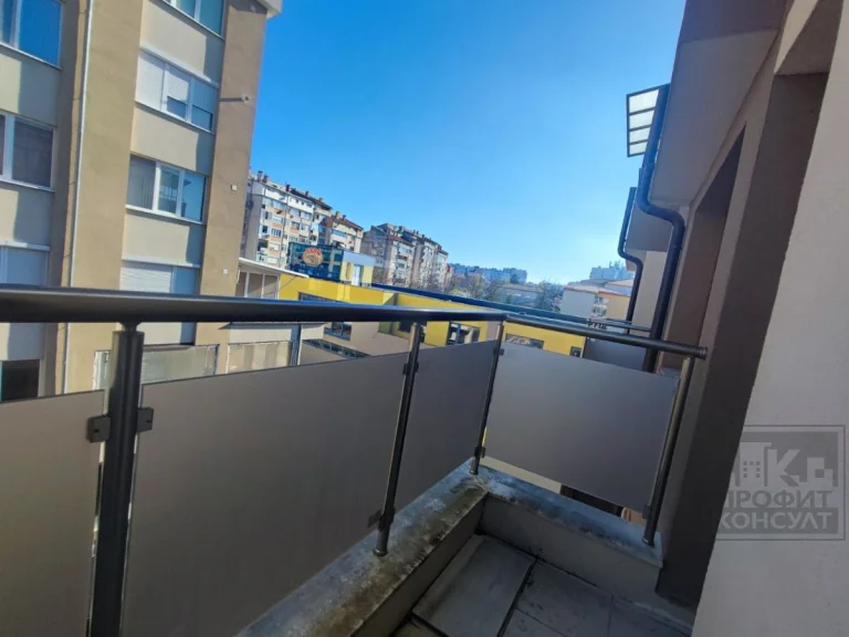 Двустаен апартамент за продажба Велико Търново Бузлуджа