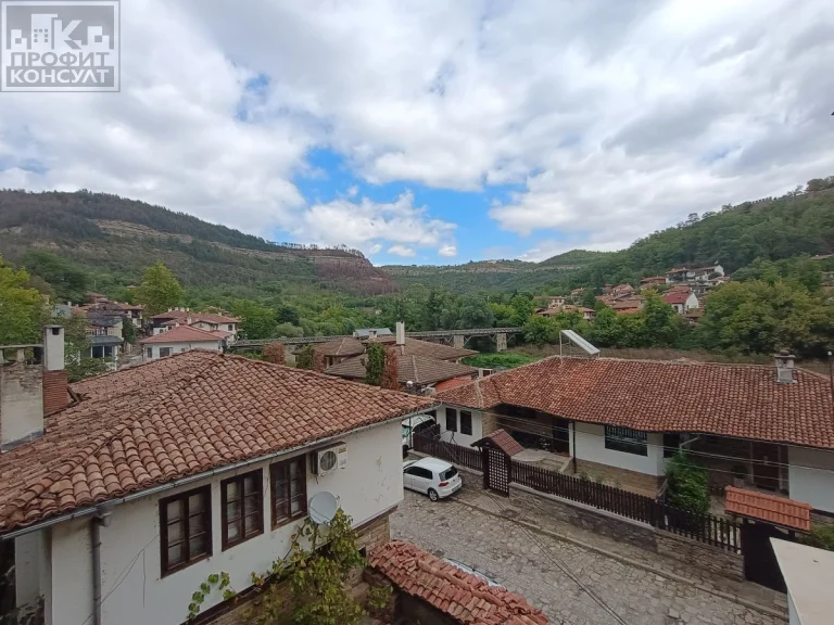 Тристаен апартамент за продажба Велико Търново Асенов