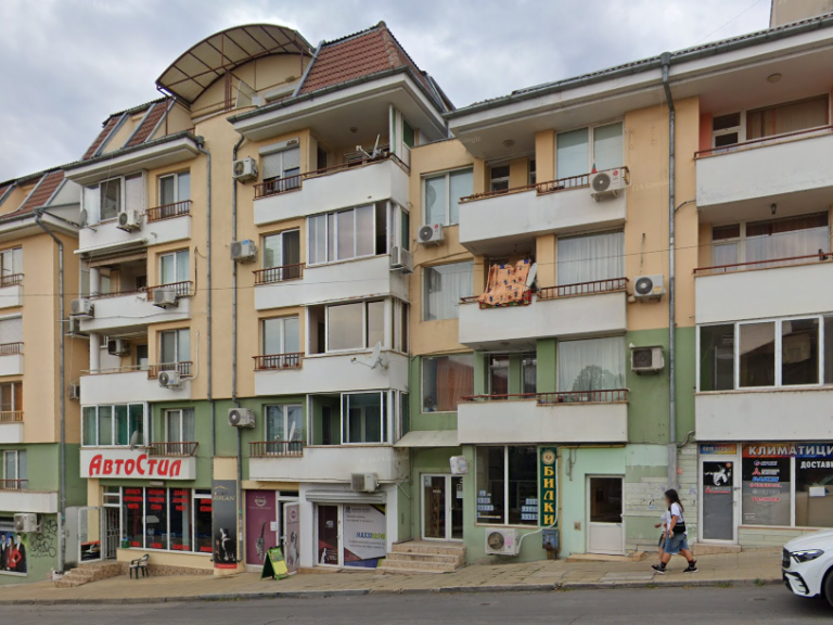 Тристаен апартамент за продажба Велико Търново Център