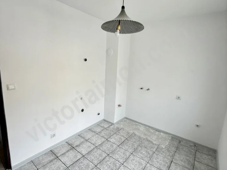 Тристаен апартамент за продажба Велико Търново Бузлуджа