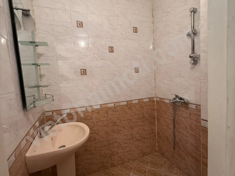 Тристаен апартамент за продажба Велико Търново област гр.Горна Оряховица