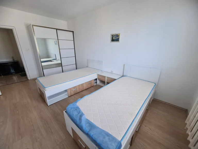 Тристаен апартамент дава под наем София Борово