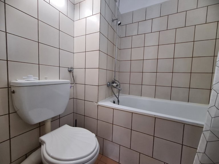 Тристаен апартамент дава под наем София Борово - Photo 8