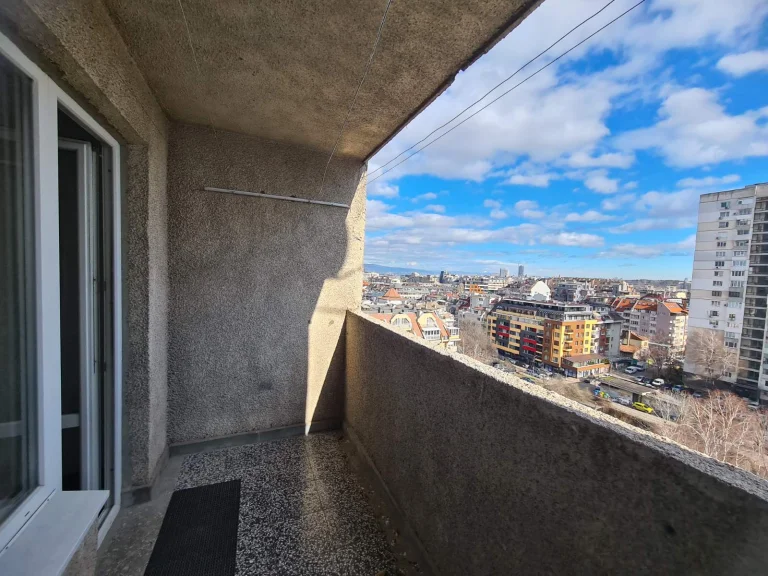 Тристаен апартамент дава под наем София Борово