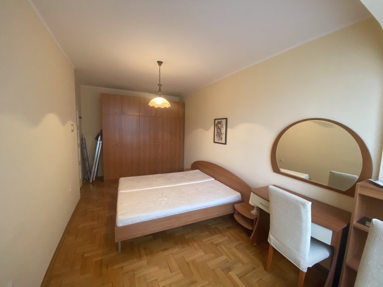 Двустаен апартамент дава под наем София Център - Photo 6