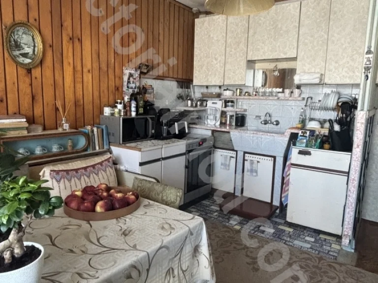 Тристаен апартамент за продажба Велико Търново Бузлуджа