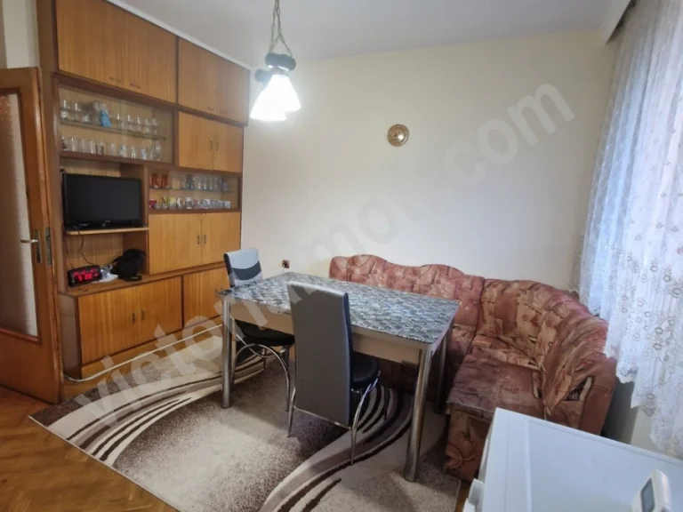 Четиристаен апартамент за продажба Велико Търново Бузлуджа