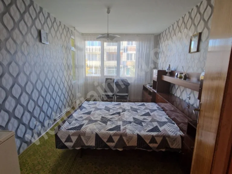 Четиристаен апартамент за продажба Велико Търново Бузлуджа