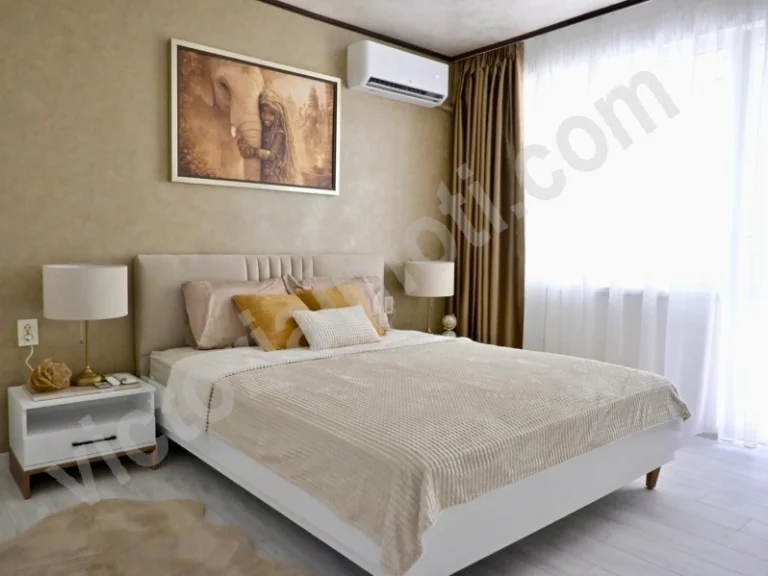 Тристаен апартамент за продажба Велико Търново Зона Б