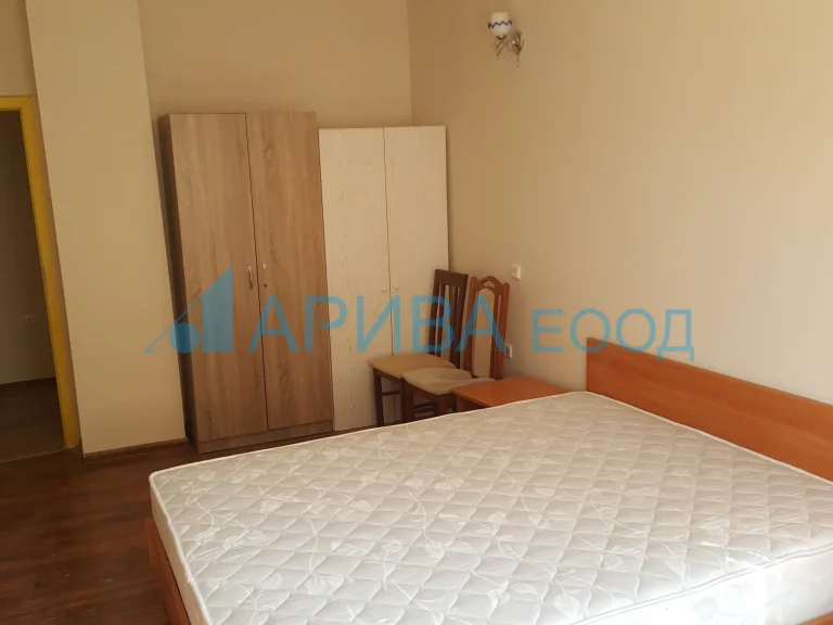 Тристаен апартамент дава под наем Хасково Център