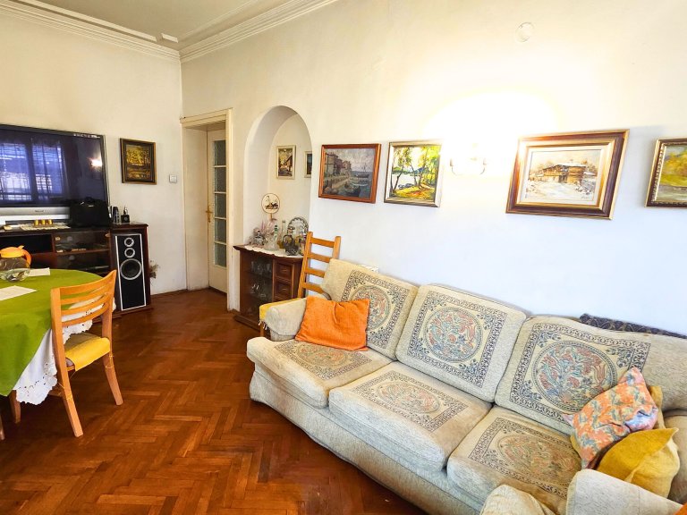 Тристаен апартамент за продажба София Център - Photo 2