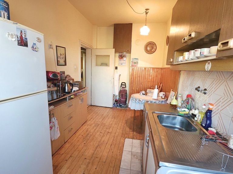 Тристаен апартамент за продажба София Център - Photo 5