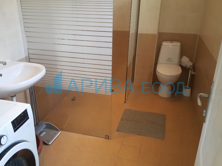 Двустаен апартамент дава под наем Хасково Център