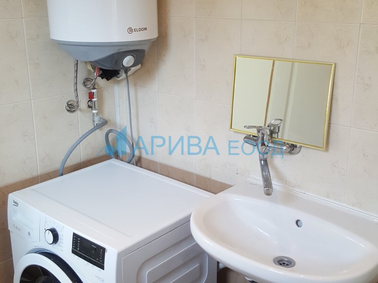 Двустаен апартамент дава под наем Хасково Център - Photo 9