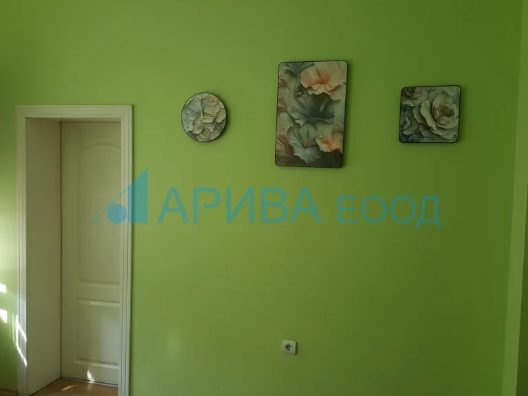 Двустаен апартамент дава под наем Хасково Център