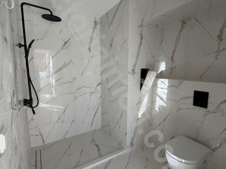 Тристаен апартамент за продажба Велико Търново Център - Photo 3