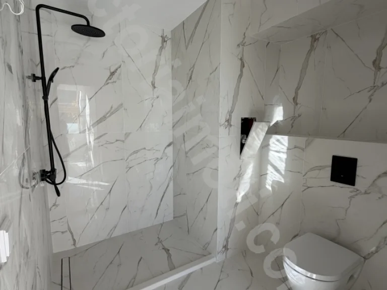 Тристаен апартамент за продажба Велико Търново Център