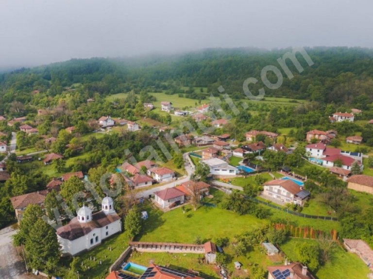 Земя за продажба Велико Търново област с.Костел