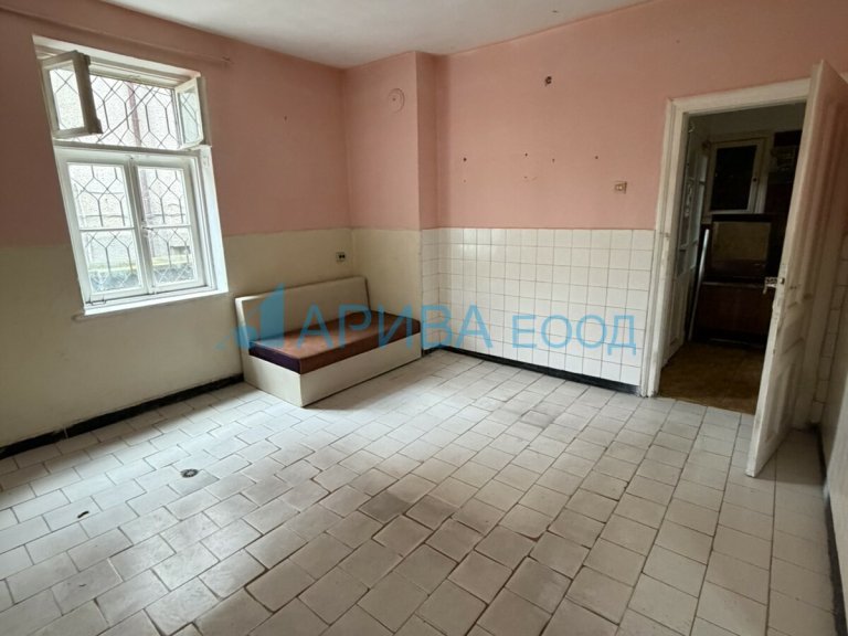 Къща за продажба Хасково Училищни - Photo 5