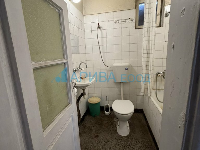 Къща за продажба Хасково Училищни - Photo 9